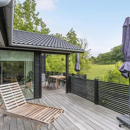 Dom wakacyjny Beautiful In With Kitchen Ebeltoft
